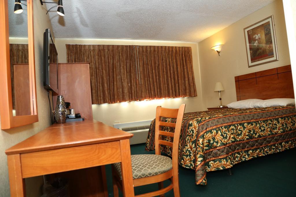 JFK Inn New York Bagian luar foto